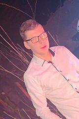 Foto pengguna DanielGren1996