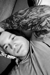 Foto pengguna Mlody92