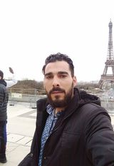 Foto pengguna Hosine