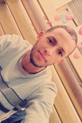 Benutzerfoto BenallouA