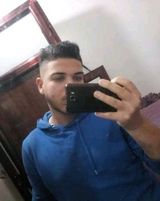 Foto pengguna AdjiliaW