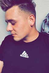 Foto pengguna SzymonikL