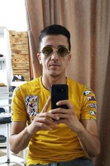 Fotka uživatele KhanfouciA