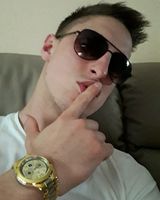 Foto pengguna Stiv15