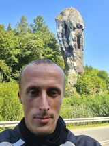 Foto pengguna RomekFierdonek