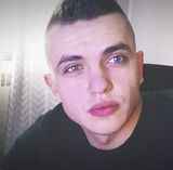 Foto pengguna Daaniel1998