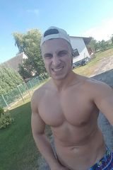 Foto pengguna spejsonek1988