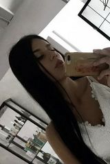 Foto pengguna moniszzaa