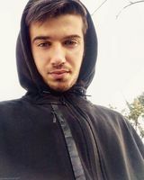 Foto pengguna Maks107799