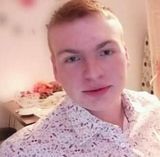 Foto pengguna Kar0leK22