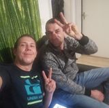 Foto pengguna Dennis03