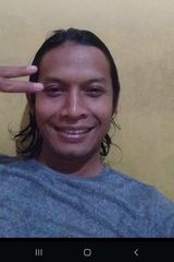 Foto pengguna YahyaSy