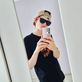 Foto pengguna Dariusz1612