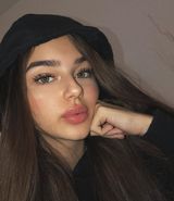 Foto pengguna Martaa9981