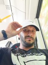 Foto pengguna PiotrKowzan