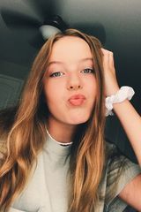 Foto pengguna Lizz98