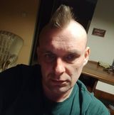 Foto pengguna LozinskiK