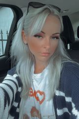 Foto pengguna carolaaa7