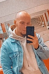 Foto pengguna SebastianLewando40