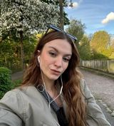 Foto pengguna annapeterson856