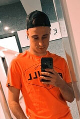 Foto pengguna Michal19999