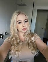 Foto pengguna Anissajames