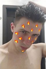 Foto pengguna Kamillo159