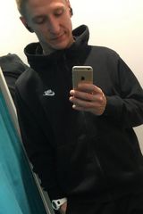 Foto pengguna TommyGr94
