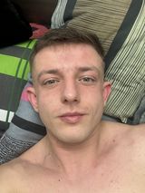 Foto pengguna Artczii