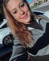 Foto pengguna alicemoy487