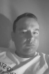 Foto pengguna Lew1002