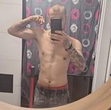Foto pengguna mkljmakila