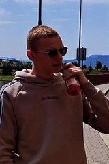 Foto pengguna MilionDolarow420