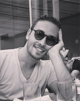 Foto pengguna pouyayaghobian26