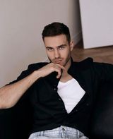 Foto pengguna Robert287
