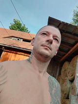 Foto pengguna Micha11111