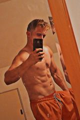 Foto pengguna arielswitala303