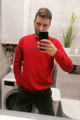 Foto pengguna Bartek018833