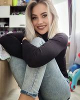 Foto pengguna Alinaodia