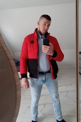 Foto pengguna Adrian870