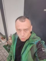 Foto pengguna trelanadia84