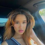 Foto pengguna alyssabanks867