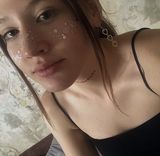 Foto pengguna Juliaa3948