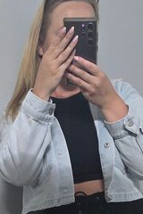 Foto pengguna marika90m00