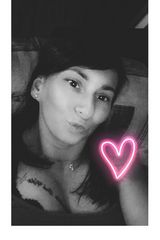 Foto pengguna Joanna08
