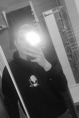 Foto pengguna wojsbssgsuabzx