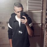 Foto pengguna Wiktorwiktor009