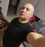 Foto pengguna Adrianboski8989