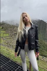 Foto pengguna Juliawrel
