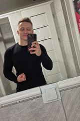 Foto pengguna Mariuszyo